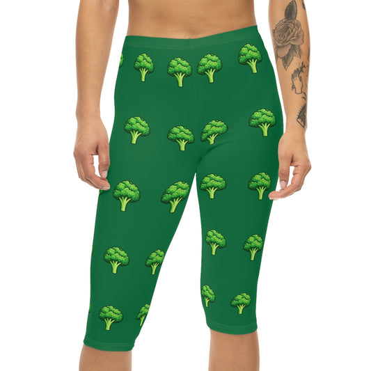 Broccoli Pattern Capri Leggings — Pink Vegetable Print Women’s Athletic Crop